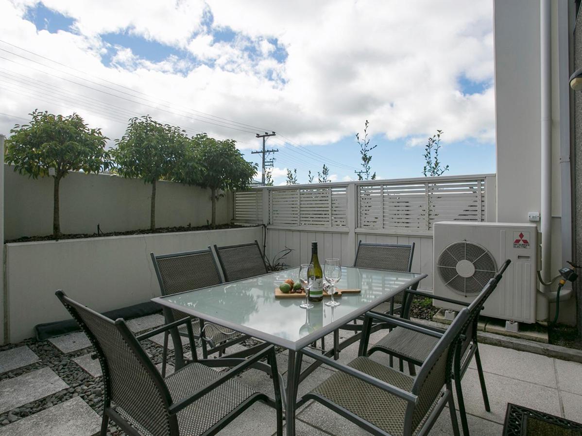 Marinaside Villa - Taupo Holiday Apartment Ngoại thất bức ảnh